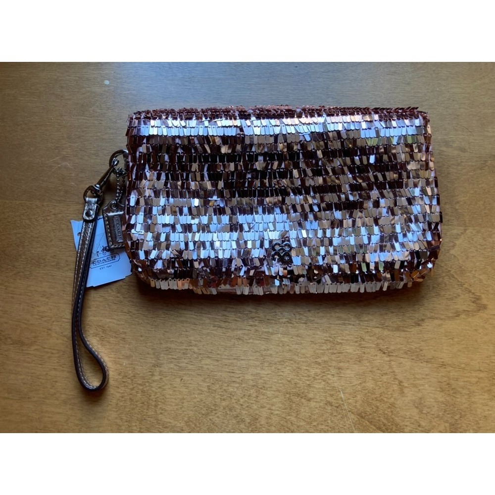 Coach Leatherware Handcrafted Wristlet Clutch Sequin Rose Gold Purse NWT
